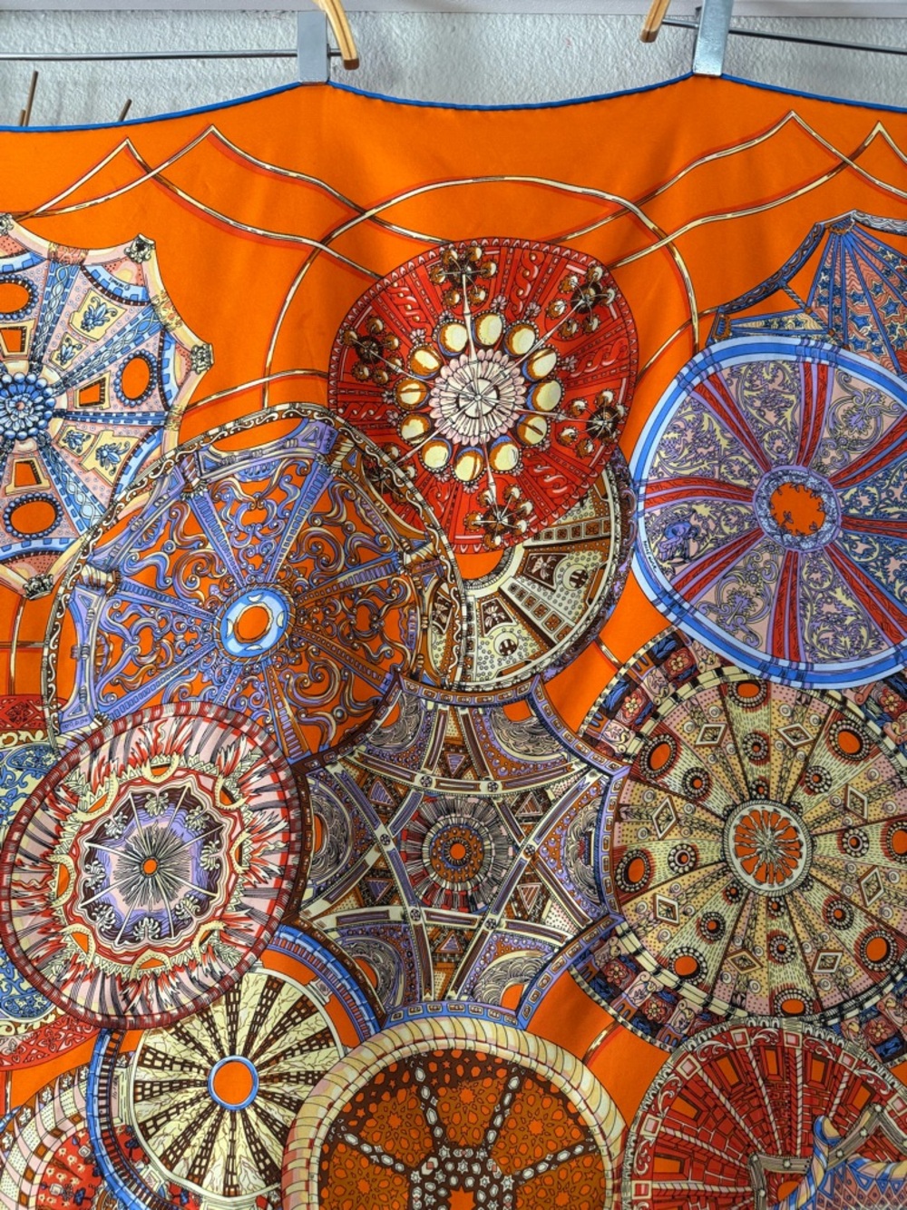 Hermès Celestial Dome Paris Orange VintageSilk Scarf with Blue and Cream Accents - Picture 4 of 10
